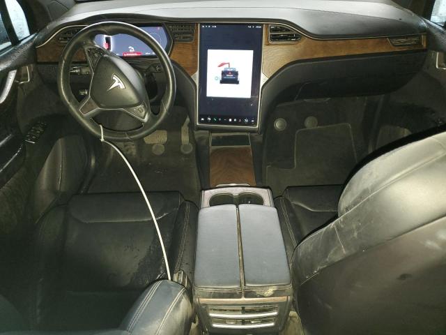 Photo 8 from auction – 2018 TESLA MODEL X with VIN 5YJXCDE23JF121311