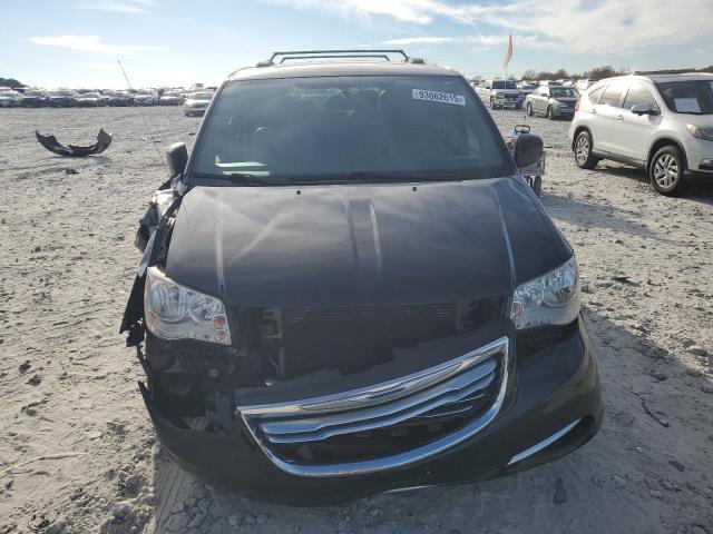 Photo 5 from auction – 2016 CHRYSLER TOWN & COU with VIN 2C4RC1BG0GR296183