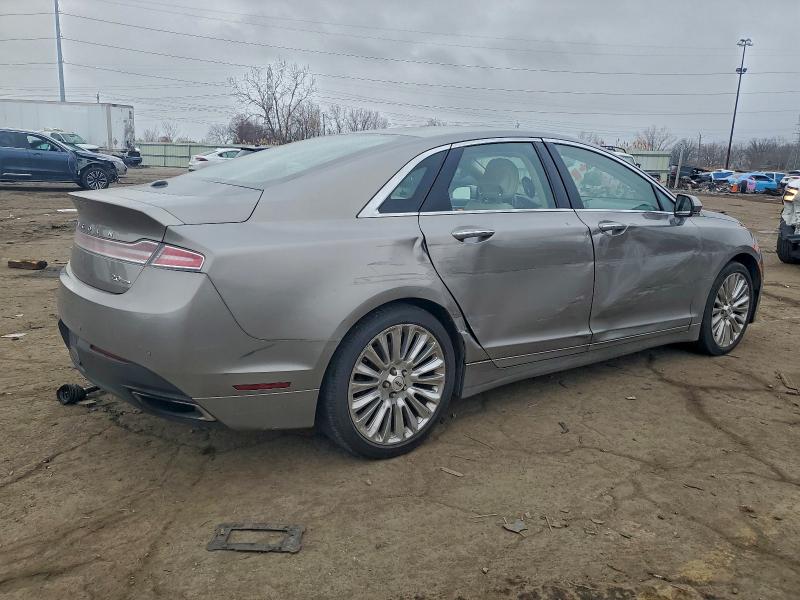 Photo 3 from auction – 2015 LINCOLN MKZ with VIN 3LN6L2G92FR617485