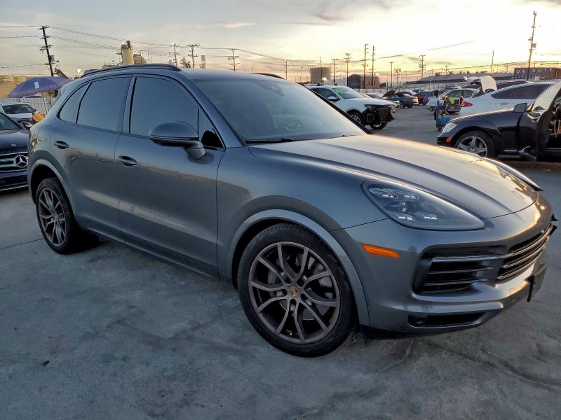 Photo 4 from auction – 2019 PORSCHE CAYENNE S with VIN WP1AB2AY5KDA62065