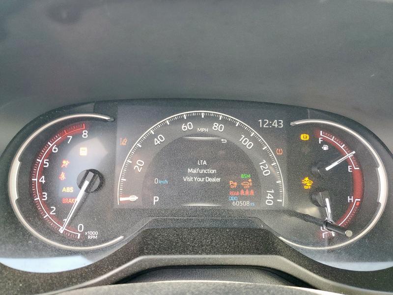 Photo 9 from auction – 2019 TOYOTA RAV4 LIMIT with VIN 2T3Y1RFV0KC013659