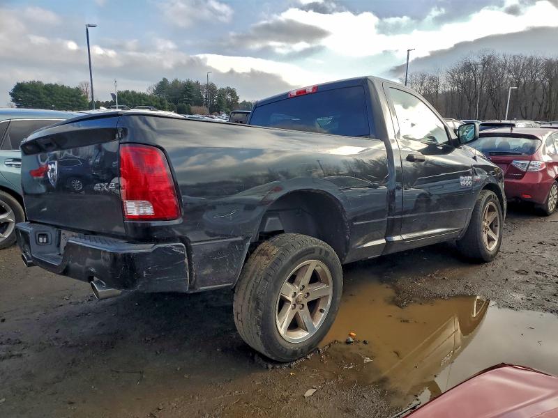 Photo 3 from auction – 2017 RAM 1500 ST with VIN 3C6JR7AT3HG523586