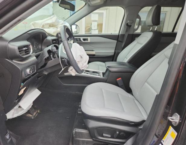 Photo 7 from auction – 2021 FORD EXPLORER with VIN 1FMSK8DH8MGA03738
