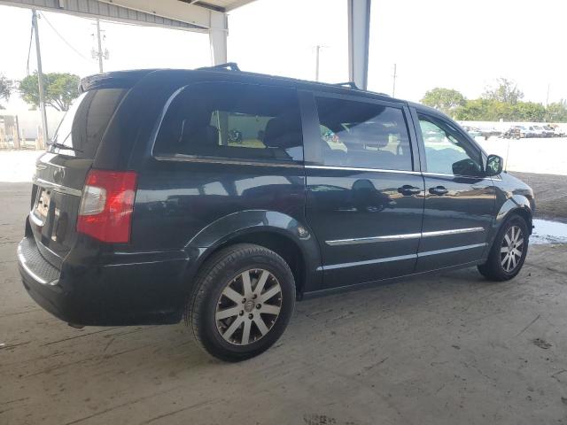 Photo 3 from auction – 2014 CHRYSLER TOWN & COU with VIN 2C4RC1BG8ER324518