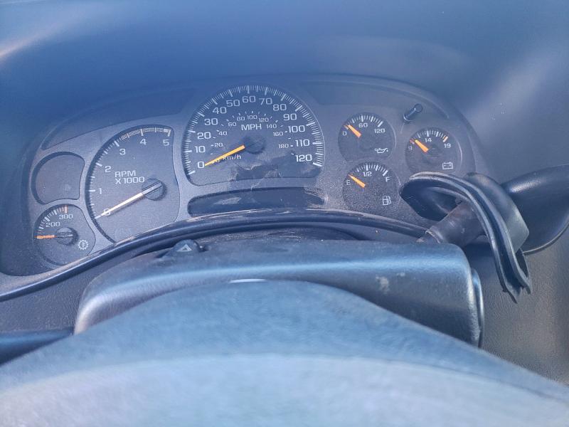Photo 9 from auction – 2004 CHEVROLET SILVERADO with VIN 1GCHC23234F229455