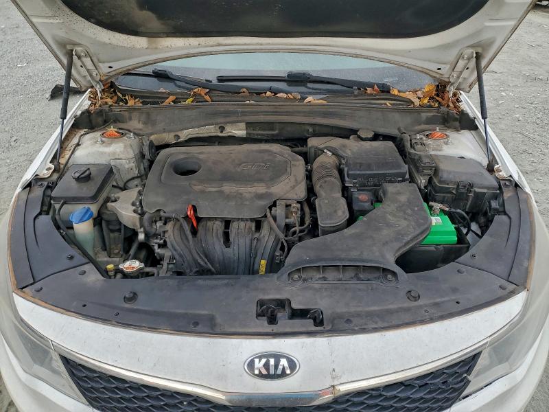 Photo 11 from auction – 2016 KIA OPTIMA LX with VIN 5XXGT4L34GG035491