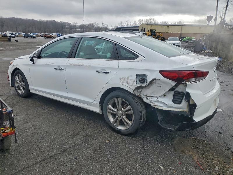 Photo 2 from auction – 2019 HYUNDAI SONATA LIM with VIN 5NPE34AF9KH734536