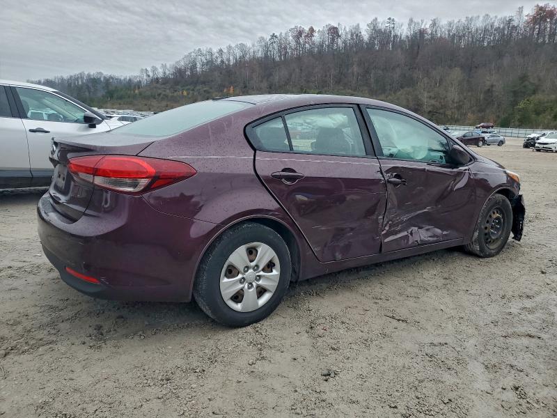 Photo 3 from auction – 2017 KIA FORTE LX with VIN 3KPFL4A73HE091403