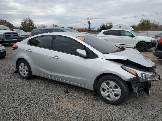 Photo 4 from auction – 2017 KIA FORTE LX with VIN 3KPFL4A70HE105337