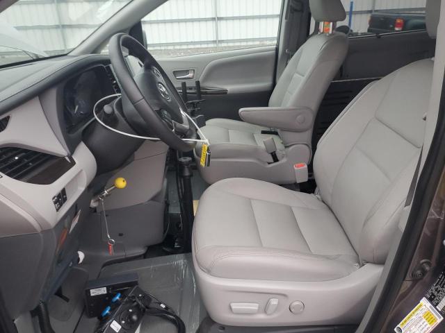 Photo 7 from auction – 2020 TOYOTA SIENNA XLE with VIN 5TDYZ3DC0LS072736