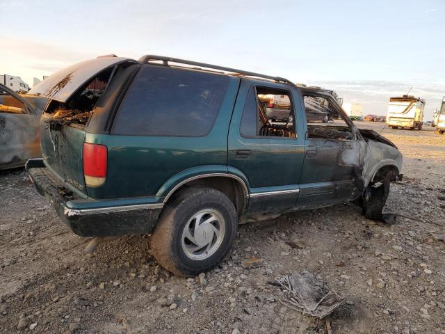 Photo 3 from auction – 1997 CHEVROLET BLAZER with VIN 1GNDT13W7V2183639
