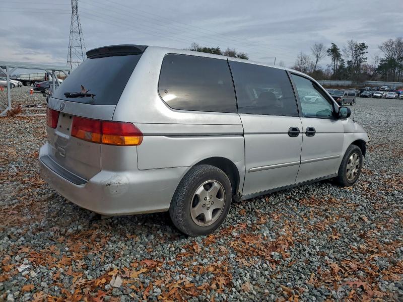 Photo 3 from auction – 2002 HONDA ODYSSEY LX with VIN 5FNRL185X2B007904