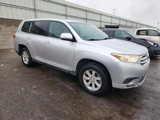 Photo 4 from auction – 2013 TOYOTA HIGHLANDER with VIN 5TDBK3EH1DS208264