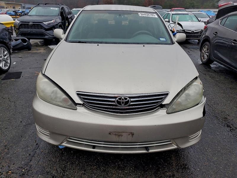 Photo 5 from auction – 2005 TOYOTA CAMRY LE with VIN 4T1BE32KX5U964773