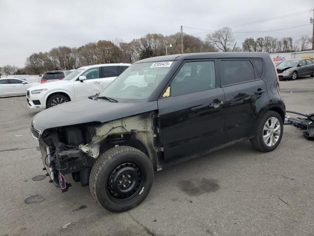 KIA SOUL + 2016 with VIN KNDJP3A51G7330808 - Photo from auction