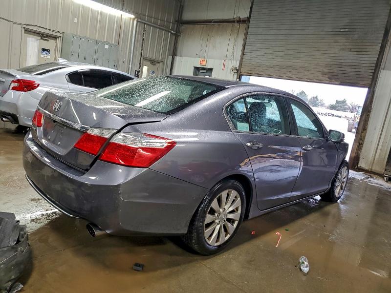 Photo 3 from auction – 2015 HONDA ACCORD EX with VIN 1HGCR2F70FA075952