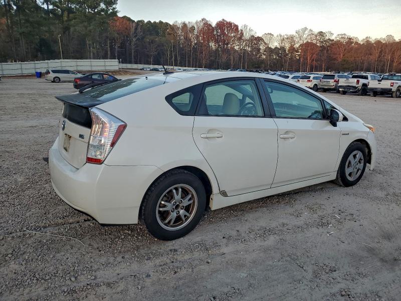 Photo 3 from auction – 2010 TOYOTA PRIUS with VIN JTDKN3DUXA0139756