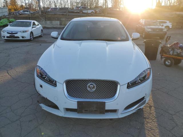 Foto 5 de la subasta – 2013 JAGUAR XF con VIN SAJWJ0EF4D8S86545