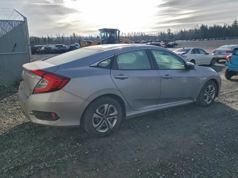 Photo 3 from auction – 2017 HONDA CIVIC LX with VIN 2HGFC2F59HH025455