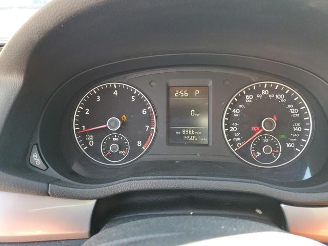 Photo 9 from auction – 2014 VOLKSWAGEN PASSAT S with VIN 1VWAP7A32EC004507
