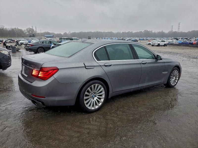 Photo 3 from auction – 2013 BMW 750LI with VIN WBAYE8C55DD132788