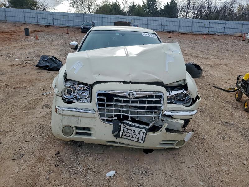 Фото 5 с аукциона – 2006 CHRYSLER 300C с VIN 2C3KA63H86H197857