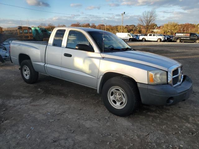 Photo 4 from auction – 2005 DODGE DAKOTA ST with VIN 1D7HE22KX5S319454