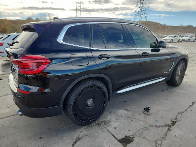 Photo 3 from auction – 2018 BMW X3 with VIN 5UXTR9C50JLC80079
