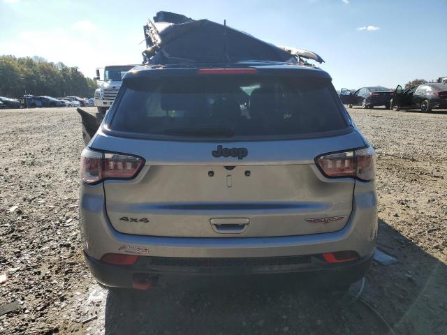 Photo 6 from auction – 2017 JEEP COMPASS TR with VIN 3C4NJDDB1HT640609
