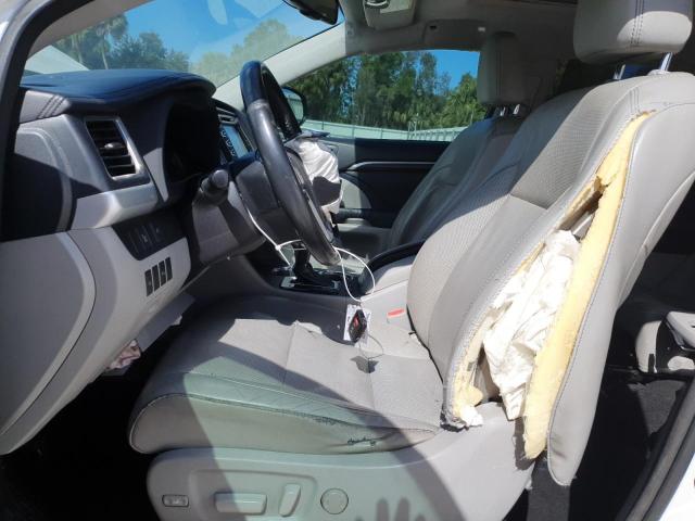 Photo 7 from auction – 2015 TOYOTA HIGHLANDER with VIN 5TDYKRFH5FS052244