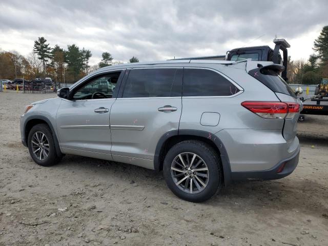 Photo 2 from auction – 2017 TOYOTA HIGHLANDER with VIN 5TDJZRFH0HS468024