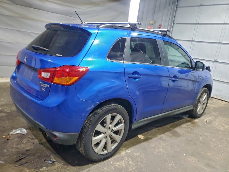 Photo 3 from auction – 2015 MITSUBISHI OUTLANDER with VIN 4A4AR4AW3FE058208