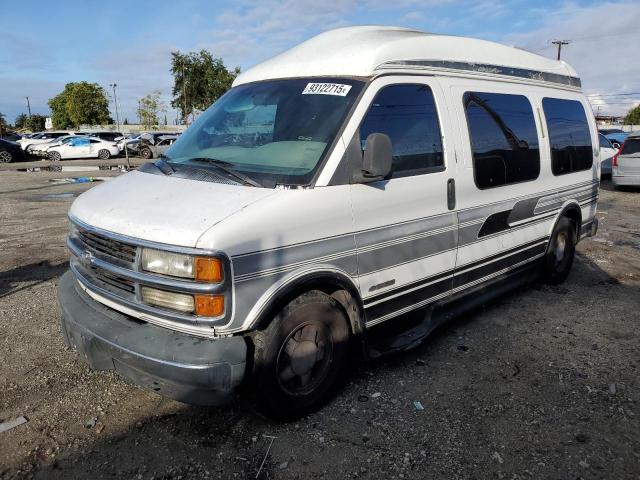 CHEVROLET EXPRESS G1 1998 with VIN 1GBFG15RXW1076111 - Photo from auction