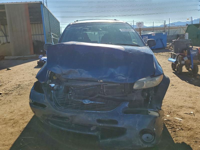 Photo 5 from auction – 2000 CHRYSLER TOWN & COU with VIN 1C4GP44G1YB515226