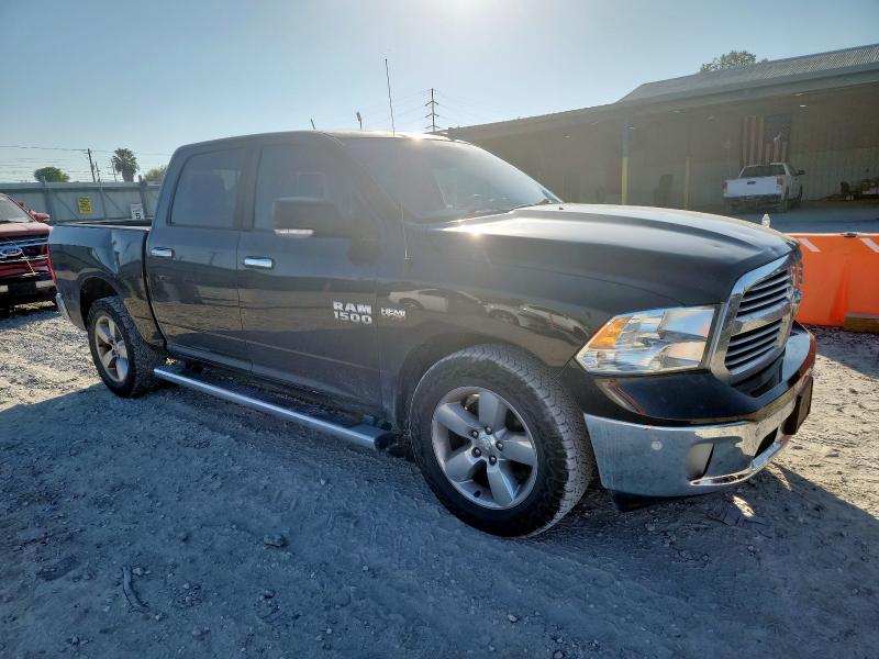 Photo 4 from auction – 2017 RAM 1500 SLT with VIN 3C6RR6LT5HG504659