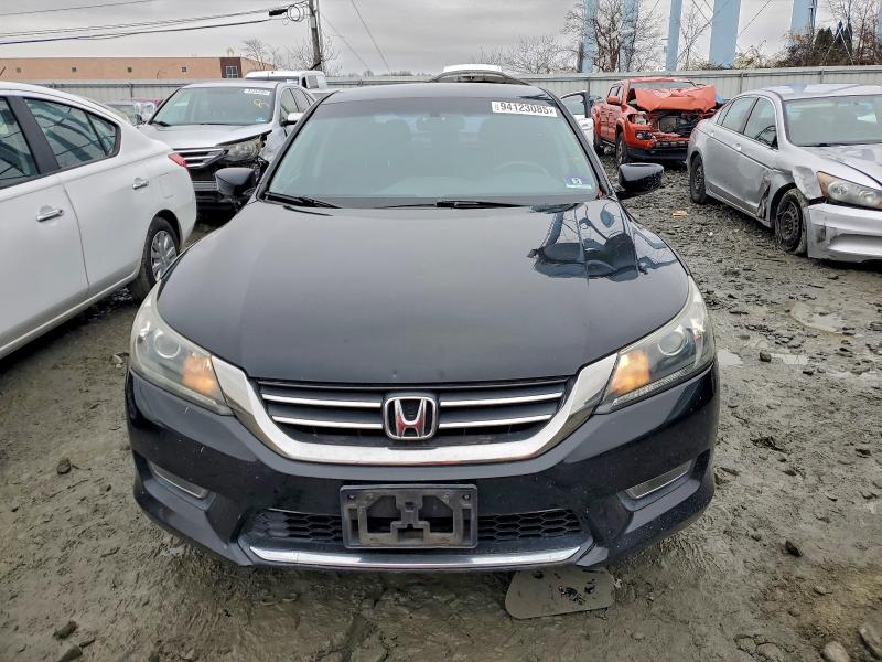 Photo 5 from auction – 2013 HONDA ACCORD SPO with VIN 1HGCR2F52DA165972