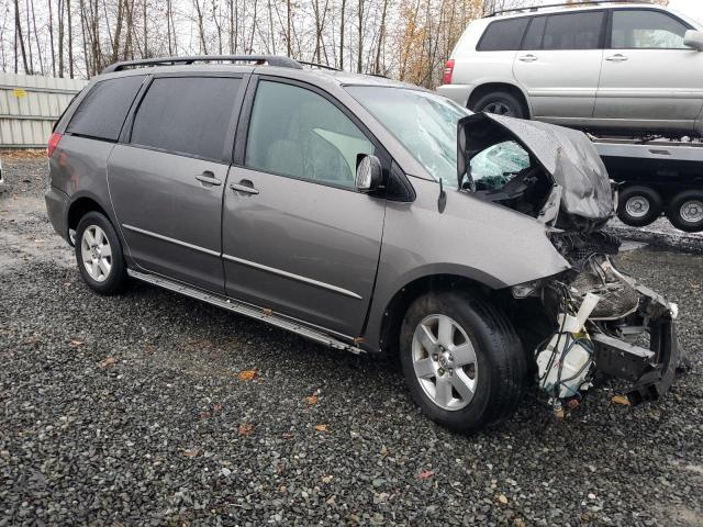 Photo 4 from auction – 2004 TOYOTA SIENNA CE with VIN 5TDZA23CX4S010978