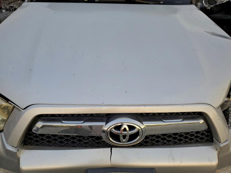 Photo 12 from auction – 2011 TOYOTA 4RUNNER SR with VIN JTEZU5JR2B5014800