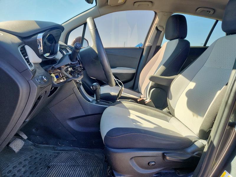 Photo 7 from auction – 2020 CHEVROLET TRAX LS with VIN 3GNCJKSB1LL150895
