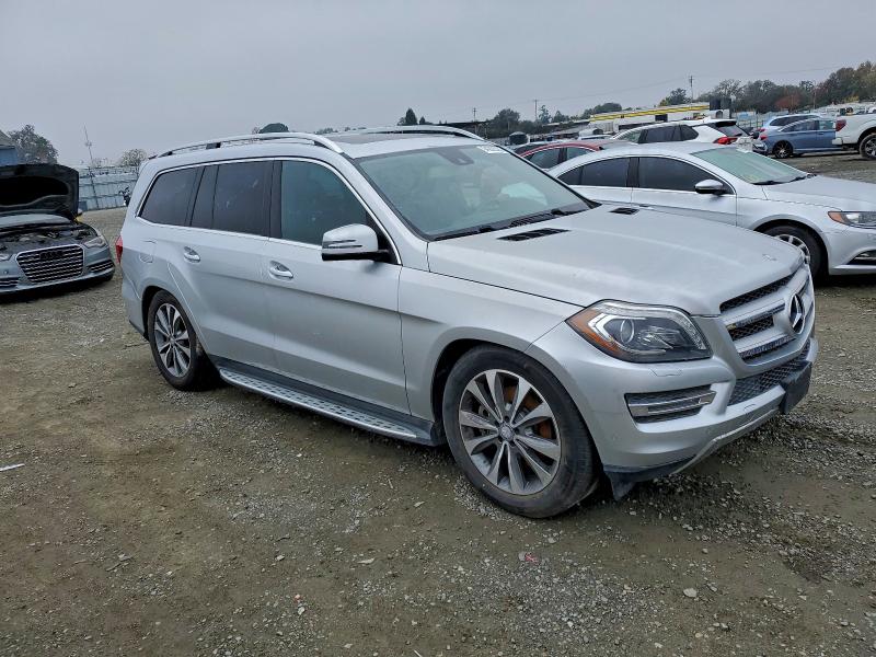 Photo 4 from auction – 2016 MERCEDES-BENZ GL with VIN 4JGDF6EE1GA693586