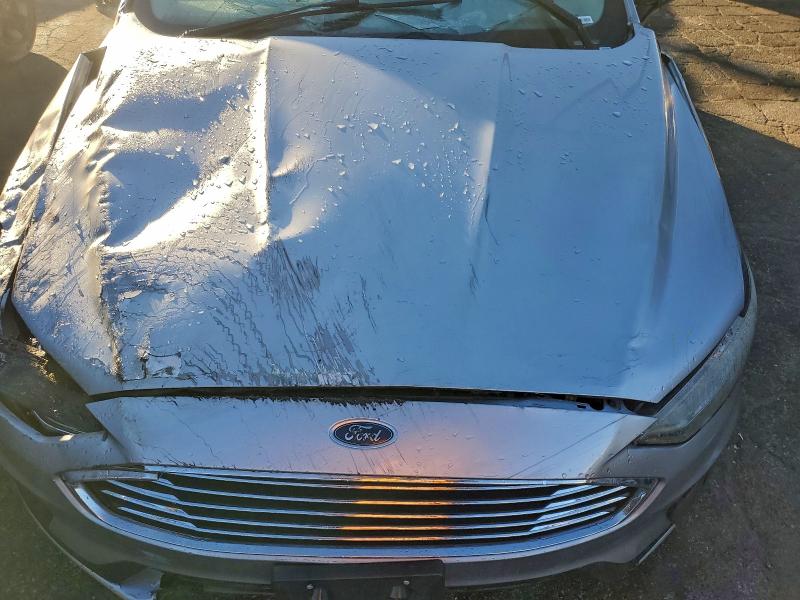 Photo 11 from auction – 2020 FORD FUSION SE with VIN 3FA6P0HD8LR149103