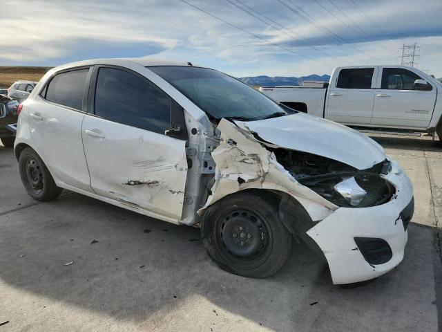 Photo 4 from auction – 2014 MAZDA MAZDA2 with VIN JM1DE1KY0E0179515