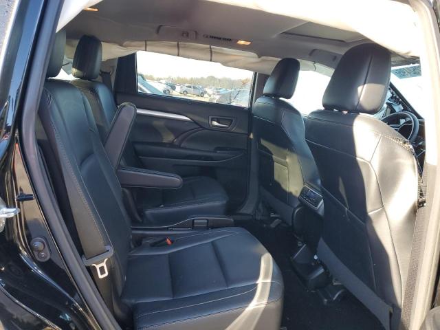 Фото 11 с аукциона – 2016 TOYOTA HIGHLANDER с VIN 5TDJKRFH4GS502274