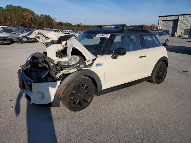 MINI COOPER S 2018 with VIN WMWXP7C53J2A47720 - Photo from auction