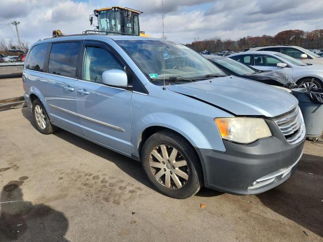 Photo 4 from auction – 2013 CHRYSLER TOWN & COU with VIN 2C4RC1BG7DR621584