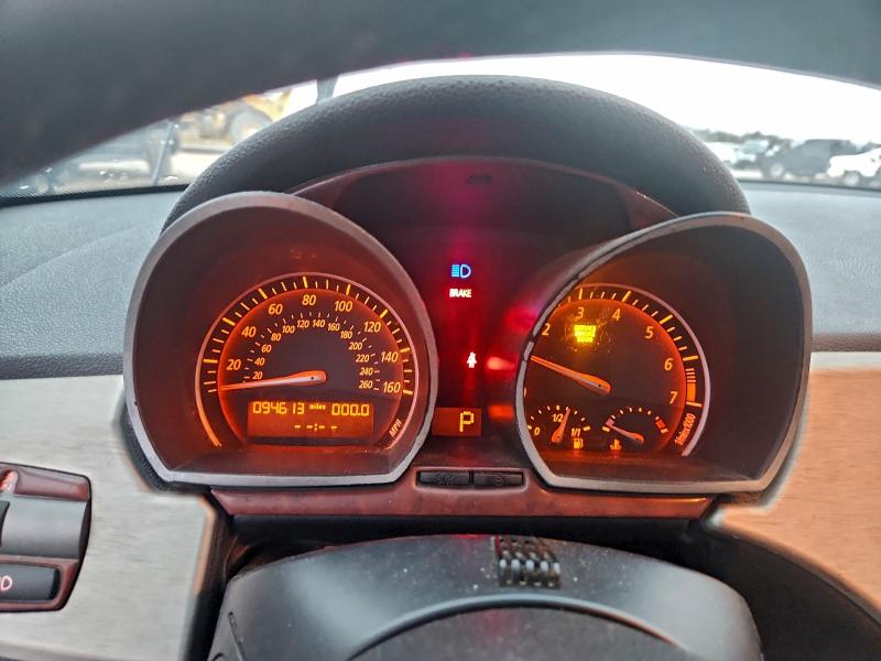 Photo 9 from auction – 2004 BMW Z4 2.5 with VIN 4USBT33524LS51240