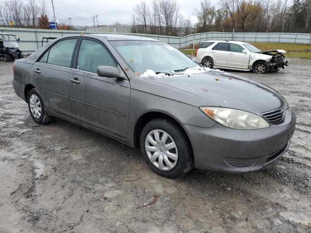 Photo 4 from auction – 2005 TOYOTA CAMRY LE with VIN 4T1BE32K55U592274