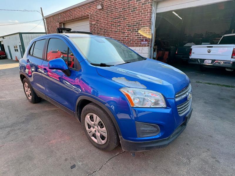 CHEVROLET TRAX LS 2016 with VIN KL7CJKSB2GB605959 - Photo from auction