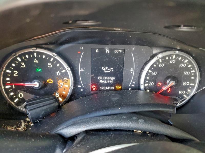 Photo 9 from auction – 2018 JEEP RENEGADE L with VIN ZACCJABB7JPH05596