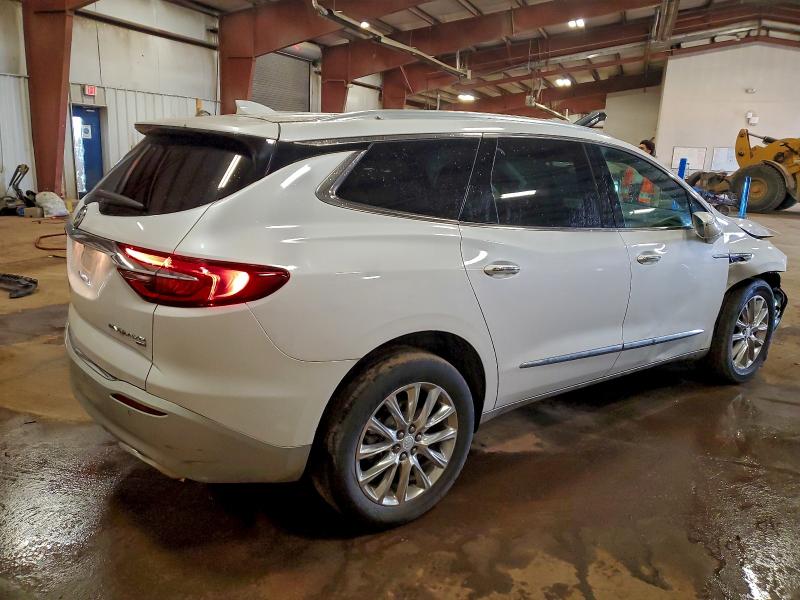 Photo 3 from auction – 2018 BUICK ENCLAVE with VIN 5GAEVBKW6JJ130589